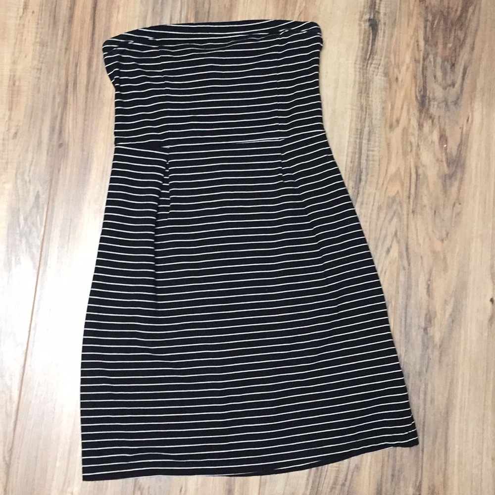 Old Navy black and white stripe strapless dress